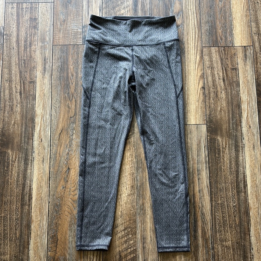 Women’s Gray Under Armour Leggings